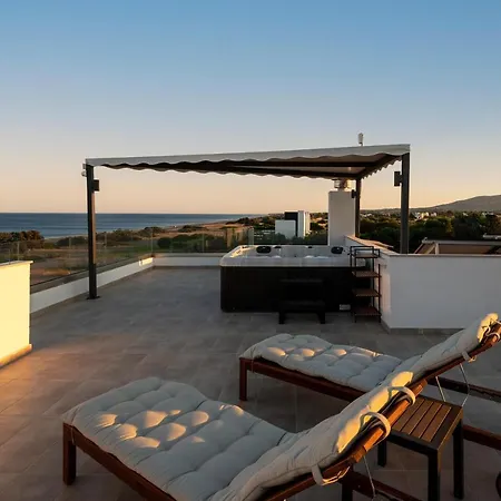 Villa Viviane Paulos *