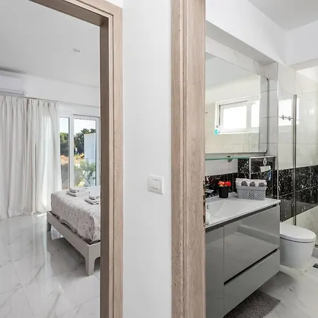 Viviane Paulos * Gennadi