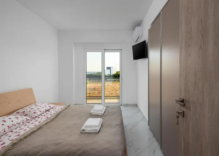 Villa Viviane Paulos *