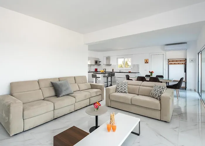 Villa Viviane Paulos